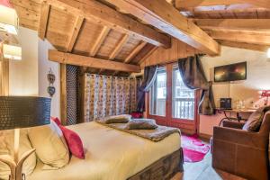 Hotels Les Monts Charvin : photos des chambres