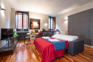 Il Garbo Apartments and Suite