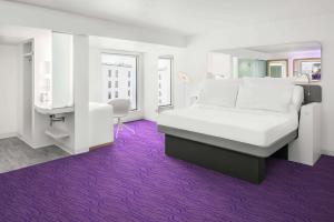 First Class King Room room in YOTEL Edinburgh