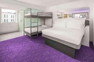 Family Room room in YOTEL Edinburgh