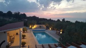 Stone Villa Olea - Holiday house in olive grove
