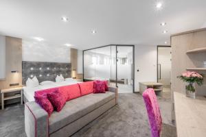 Deluxe Double Room with Balcony room in Hotel Garni Christine
