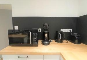 Lauberge aux volets rouges à 4 min du Zoo de Beauval 2-10 pers