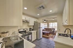 Riverside House with Yard about 1 Mi to Downtown!