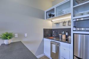 San Marcos Apartment with Off-Street Parking!