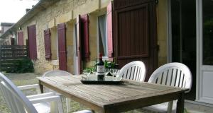 Appartements Du vert & du bon air - Linge maison inclus - Parking Prive Gratuit - Centre ville Bergerac 10mn - Domaine Bellevue Cottage en Perigord : photos des chambres
