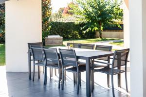 Villas Frenchyhomes☆villapiscine☆8pers☆centrebassin : photos des chambres