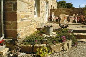 Maisons de vacances Natural stone house close to the sea, Lannilis : photos des chambres