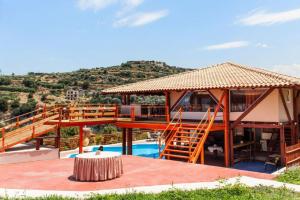 Holiday home in Tilisos with parking space