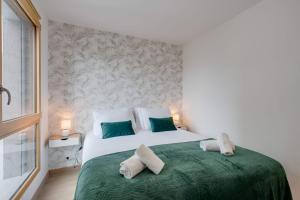 Appartements L'Art de Ville - 2 bedroom near the city center terrace and garage : photos des chambres
