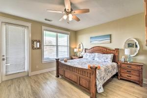 Steps to Ocean! Breezy Galveston House with 2 Decks