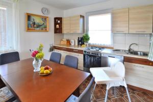 Comfortable holiday home with a private garden