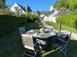 Maisons de vacances Holiday Home, La Trinite-sur-Mer : photos des chambres