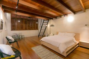Central Georgetown - Loft House
