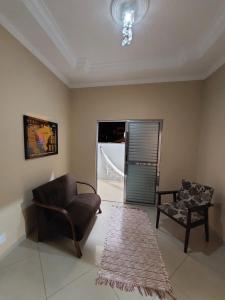 Casa Localizado no Centro de Guape MG