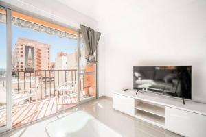 Stunning Fuengirola Gem with city and sea views