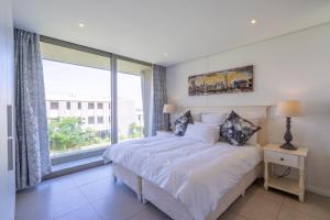 Stunning & Modern Apartment in Oceandune