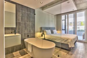 Luxury 1 Bedroom in De Waterkant