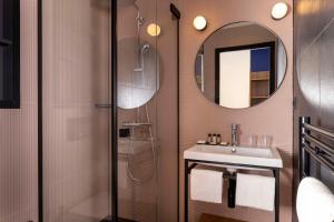 Hotels Paris Art Hotel Quartier Latin by Malone : Chambre Double Standard « Labyrinthe »