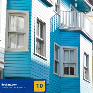 Tilas - Rooms in 19th Century Wooden Townhouse,Kadikoy