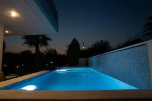 Luxury heated pool Villa - Áyios Nikólaos
