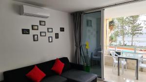 Yumbo Holiday Apartment - Tanife ROOS