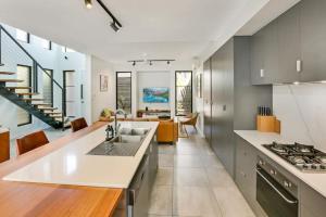 Carinya - Secluded luxury minutes from the beach