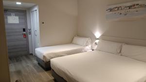 Triple Room room in Hotel Centre Reus