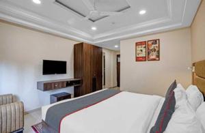 Alba Premier, Ahmedabad
