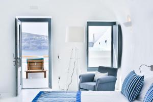 Junior Suite with Outdoor Heated Plunge Pool with Jets room in Maregio Suites