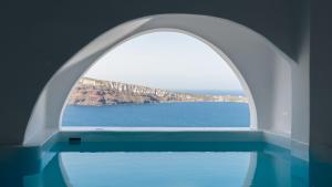 Premium Suite with Cave Heated Plunge Pool with Jets room in Maregio Suites