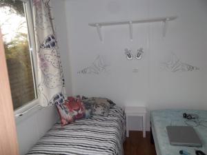 Campings Mobil home - Clim, TV - Camping '4 etoiles' - Vic-la-Gardiole - 008 : photos des chambres