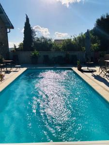 Winemaker s House with pool near the sea