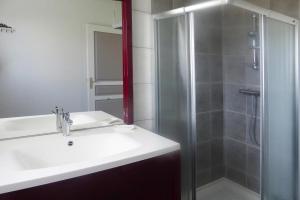 Maisons de vacances Holiday home on the Emerald Coast, Plangenoual : photos des chambres