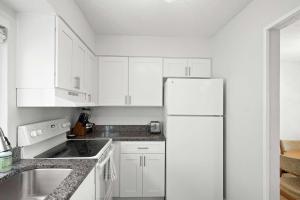 Oceanfront Daytona Beach Condo with Beach Views!