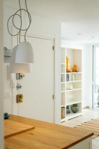 V008 - ESTRELLA DE RELJA - Roses