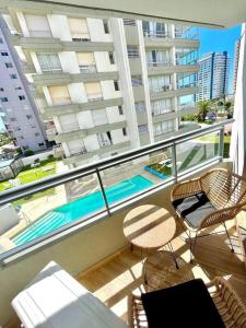 Apartamento en torre de categoría con vista al mar