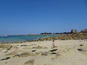 Maisons de vacances Holiday Home in Port Blanc by Sandy Beach : photos des chambres