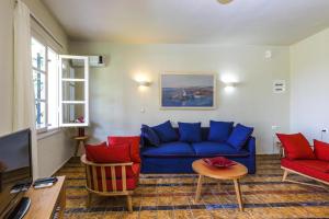 Villa in Episkopi with garden