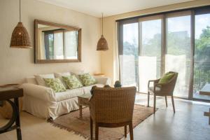 Beautifully Designed Duplex w wifi at Parque de Los Novios