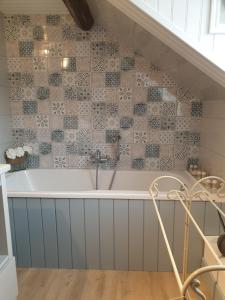 Danciennes chambres de bonnes