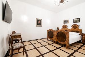 Double or Twin Room room in Grad Strmol
