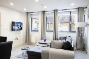 Virexxa Bedford Centre - Deluxe Suite - 2Bed Flat with Free Parking & Gym - 乌波斯顿