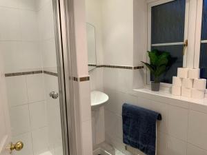 Spacious and amazing 4 bedroom detached house