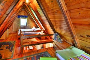 Holiday cottage near the lake, Osieki