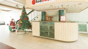 RedDoorz at Royal Grande Beach Resort Batangas