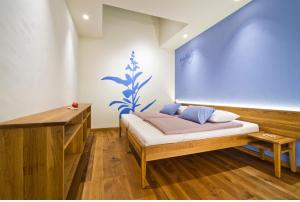 Small Double or Twin Room room in Majerija