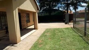 C - Land guest house Meyerton - Balmoral