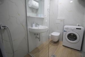 Sea View Apartment!Beach Access!Luxury & Peaceful!