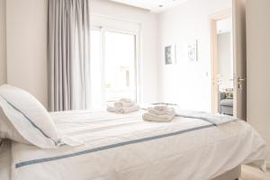 A14 Sunny & chic 2Room apartment near Plaka & Parthenon